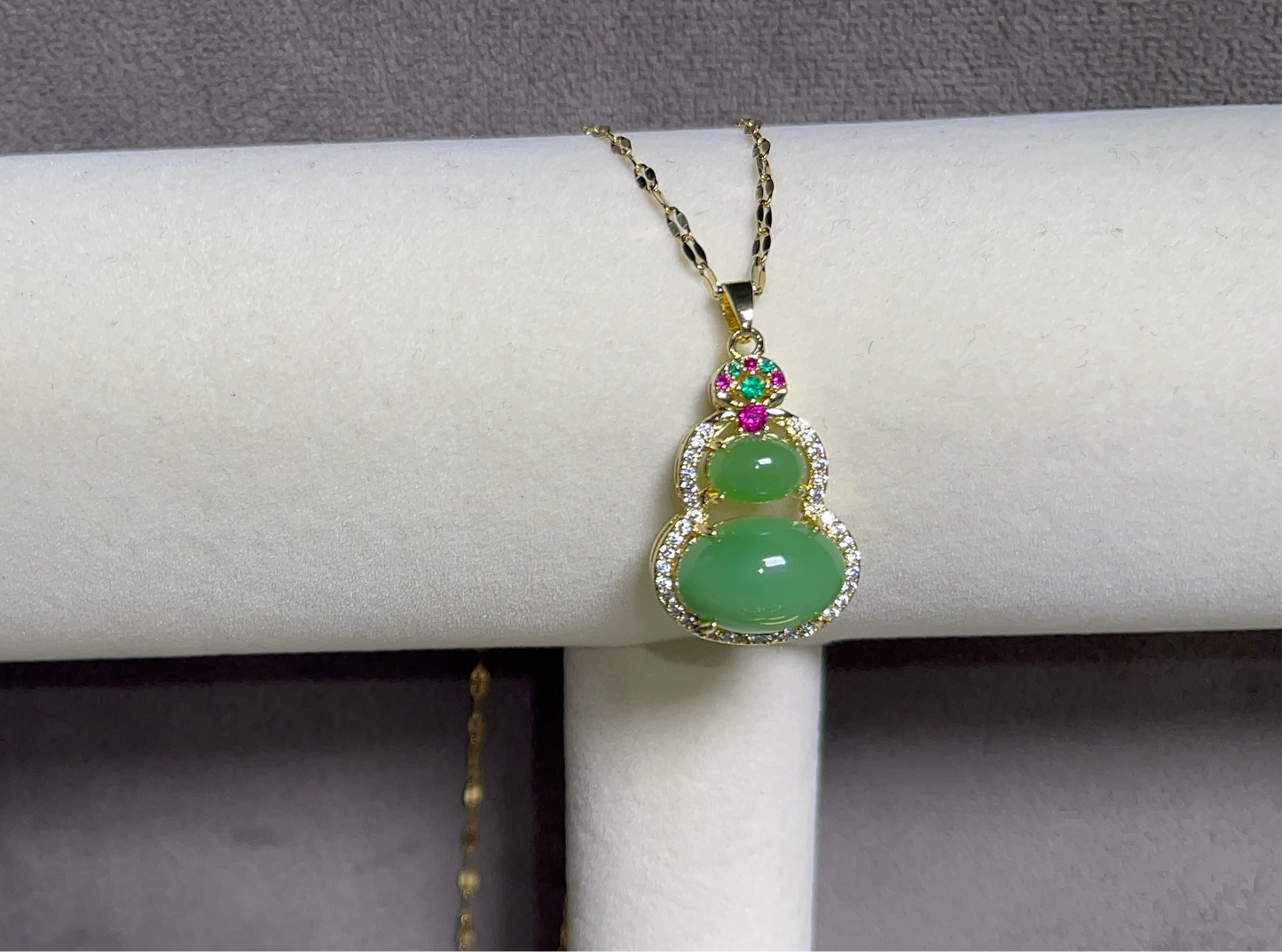 Jade Green Gold Necklace