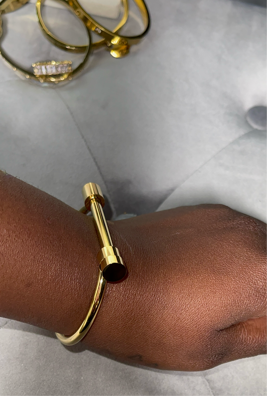 Gold Bar Bracelet